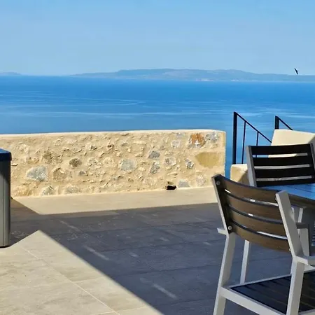 God's View Tower - Towers Complex